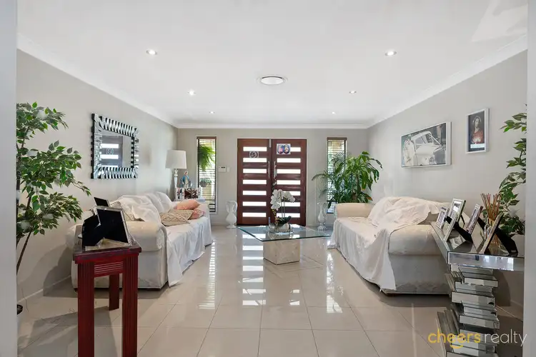 25 Estoril Street, Robertson QLD 4109