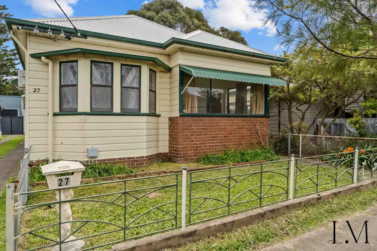 27 Roe Street, Mayfield NSW 2304