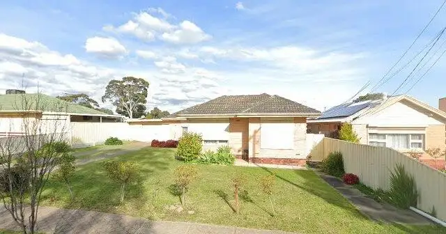 285 Wright Road, Valley View SA 5093