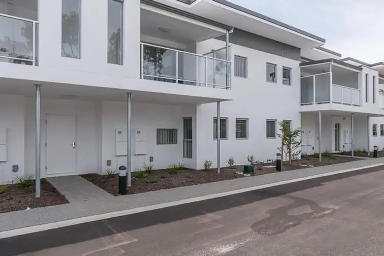 15/13 Spring Avenue, Midland WA 6056