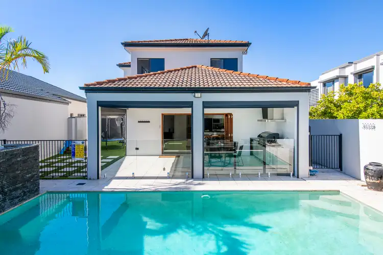 Second view of Homely house listing, 2546 Gracemere Circuit West, Hope Island QLD 4212