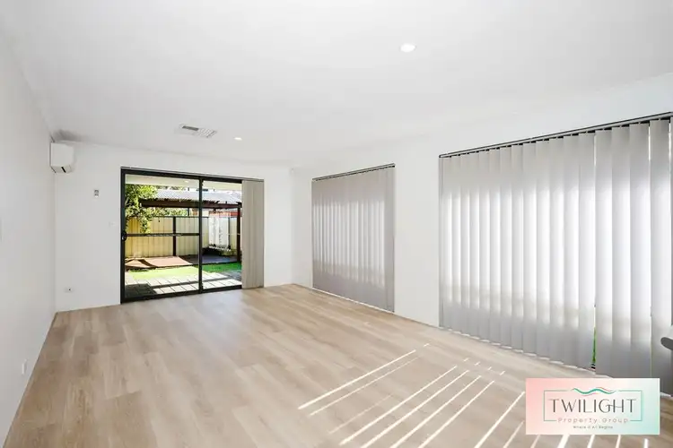 Second view of Homely house listing, 10 Covington Loop, Success WA 6164