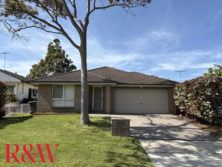 24 Matthews Square, Ingleburn NSW 2565