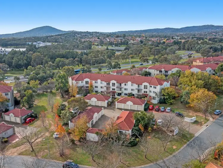 13/15 Tenison-Woods Circuit, Bonython ACT 2905