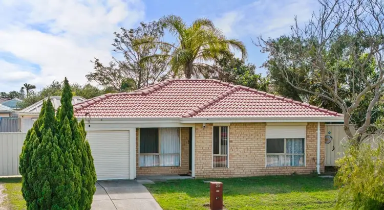 25 Gnangara Dr, Waikiki WA 6169