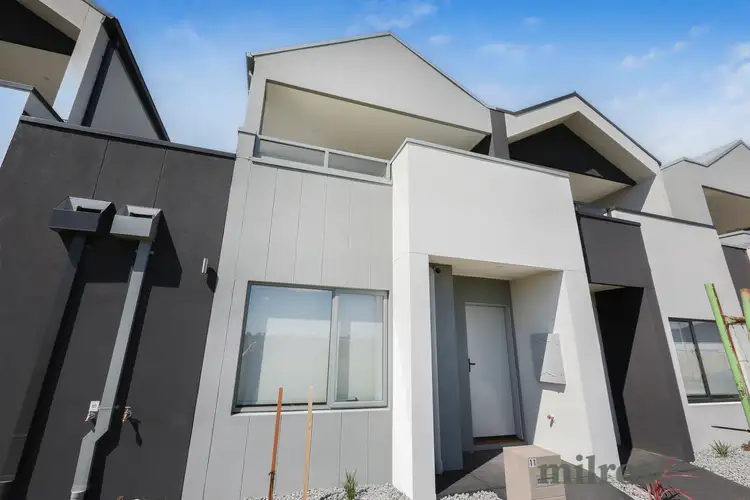 11 Tape Walk, Tarneit VIC 3029
