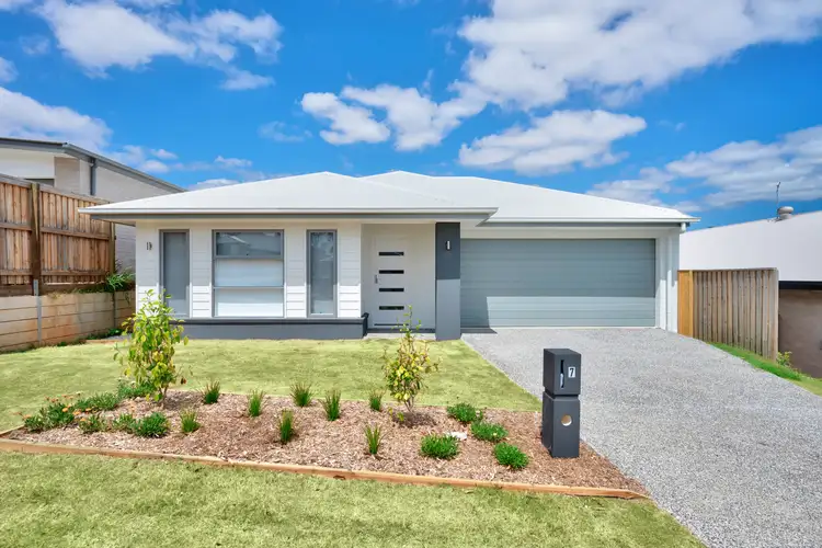 7 Waverly Street, Deebing Heights QLD 4306