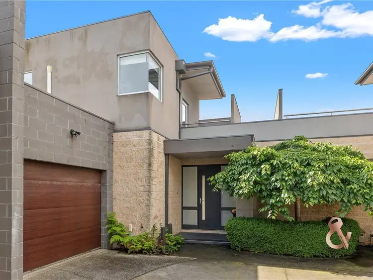 4/33-35 Mitchell Street, Brunswick VIC 3056