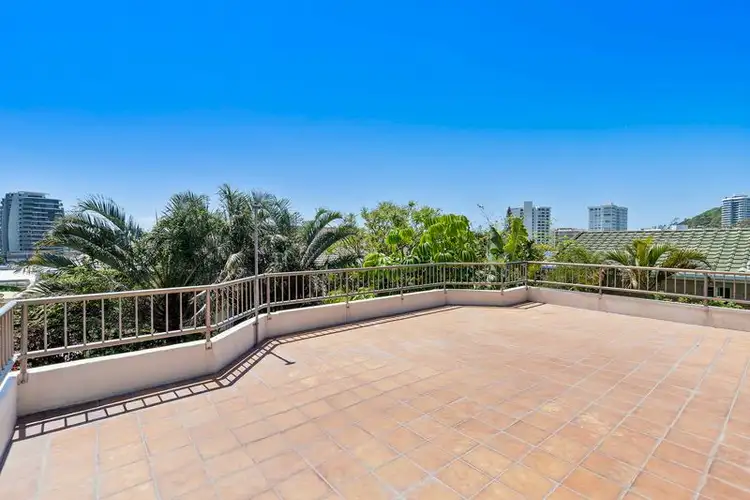 Fourth view of Homely unit listing, 5/11 Ewart Street, Burleigh Heads QLD 4220