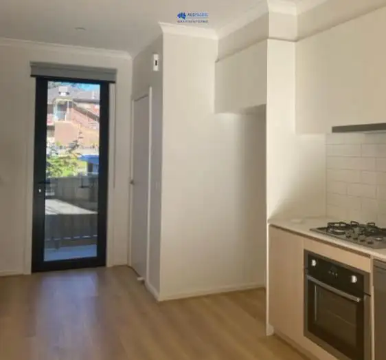 Main view of Homely townhouse listing, 8 Parkhill Close, Mooroolbark VIC 3138