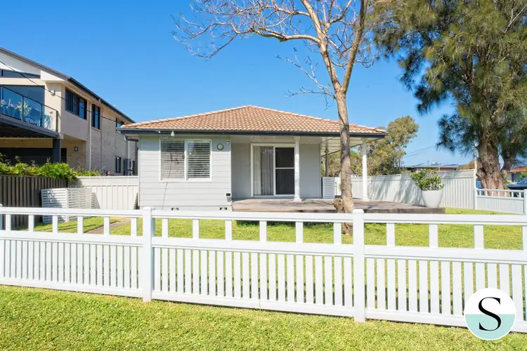 24 Lakeside Drive, Swansea NSW 2281