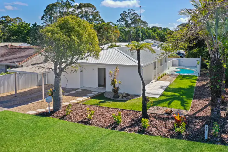 29 Pine Avenue, Tewantin QLD 4565