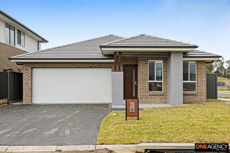 37 Limestone Avenue, Spring Farm NSW 2570