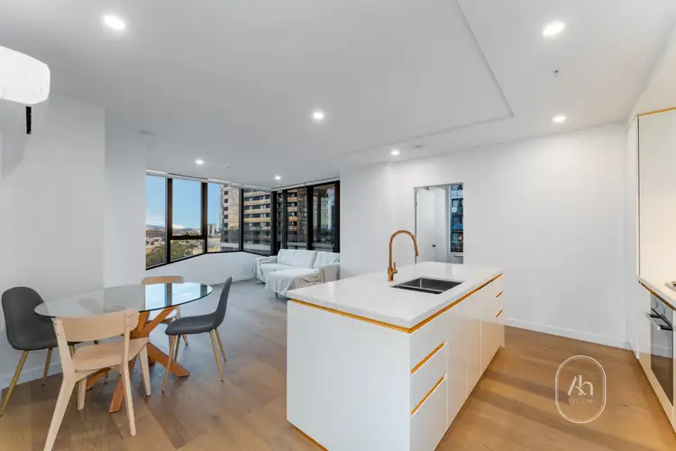 1005C/851 Whitehorse Road, Box Hill VIC 3128