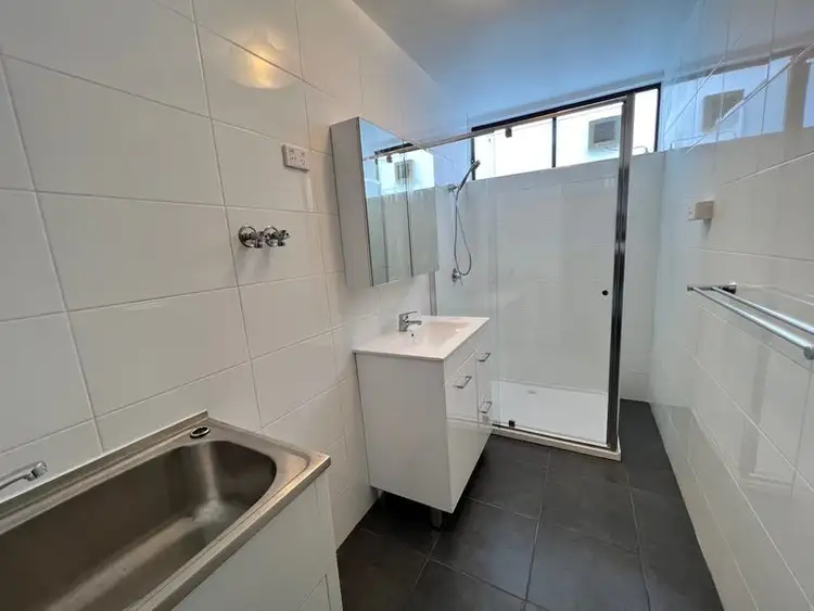 Fifth view of Homely apartment listing, 2/11 Owen Street, Footscray VIC 3011