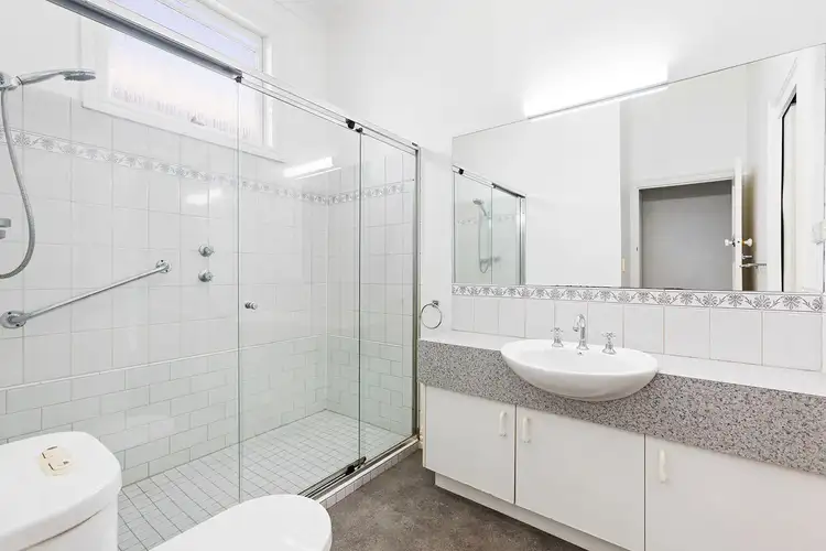 Fifth view of Homely house listing, 2 Exhibition Street, Mckinnon VIC 3204