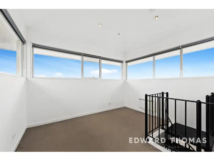 Fifth view of Homely house listing, 32/1 Gatehouse Drive, Kensington VIC 3031