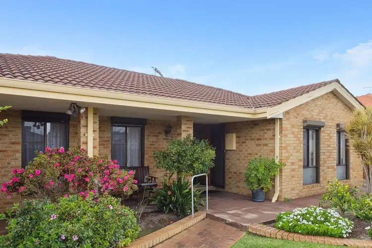 23 Rosewood Crescent, Dianella WA 6059