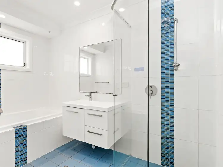 Fifth view of Homely house listing, 33 Premier Way, Bateau Bay NSW 2261