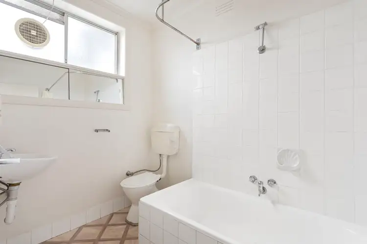 Fifth view of Homely apartment listing, 3/71 Lord Street, Richmond VIC 3121