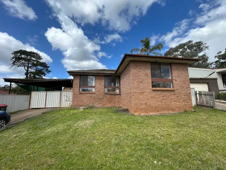 16 Elouera Crescent, Woodbine NSW 2560