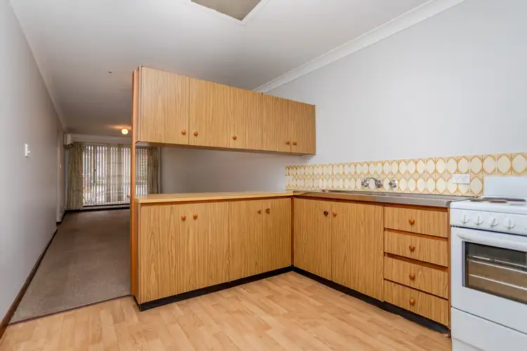 Fourth view of Homely unit listing, 13/4 Glastonbury Road, Armadale WA 6112