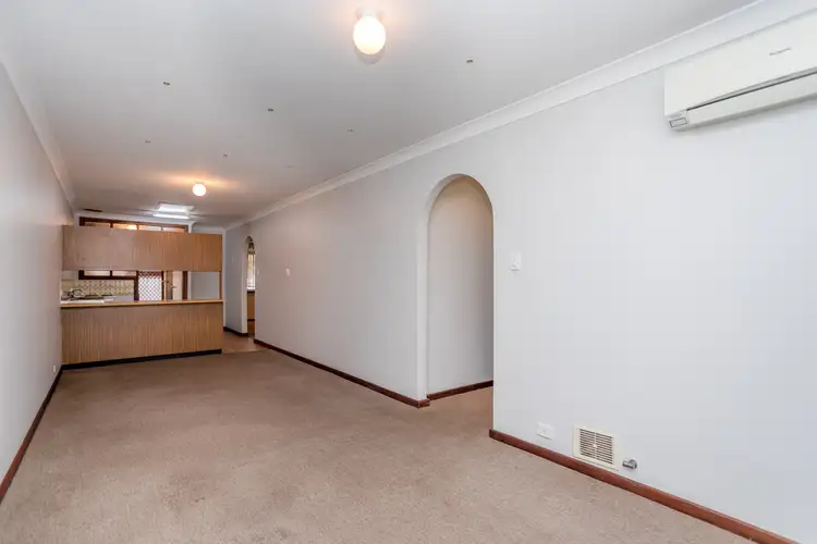 Fifth view of Homely unit listing, 13/4 Glastonbury Road, Armadale WA 6112