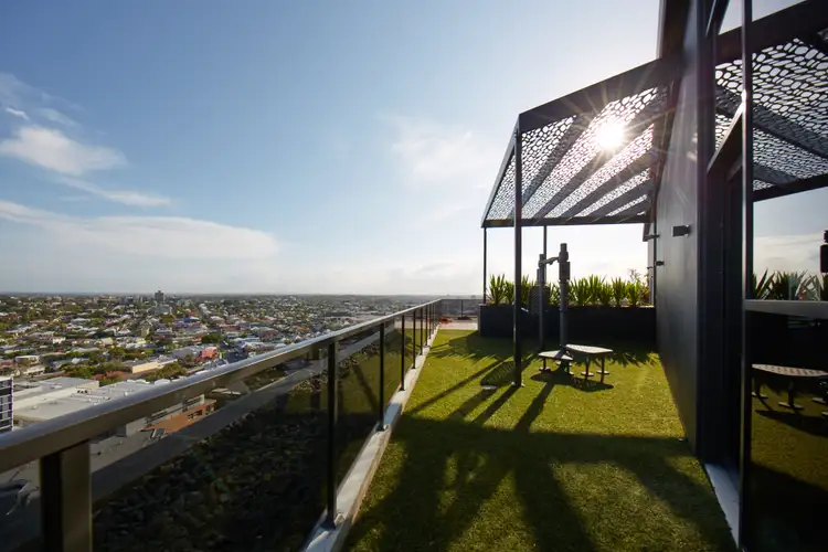 0708/4 Edmondstone Street, South Brisbane QLD 4101