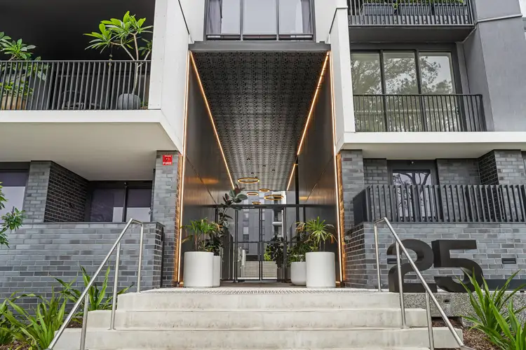 521/25 George Street