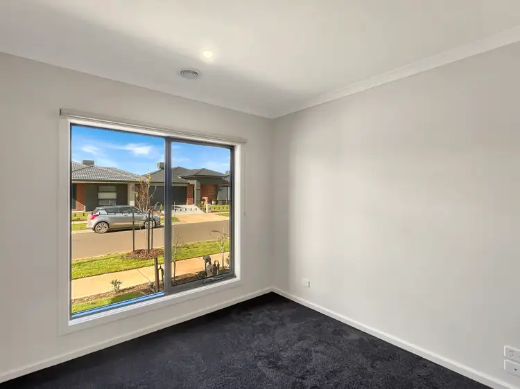 Fourth view of Homely house listing, 8 Leith Road, Thornhill Park VIC 3335