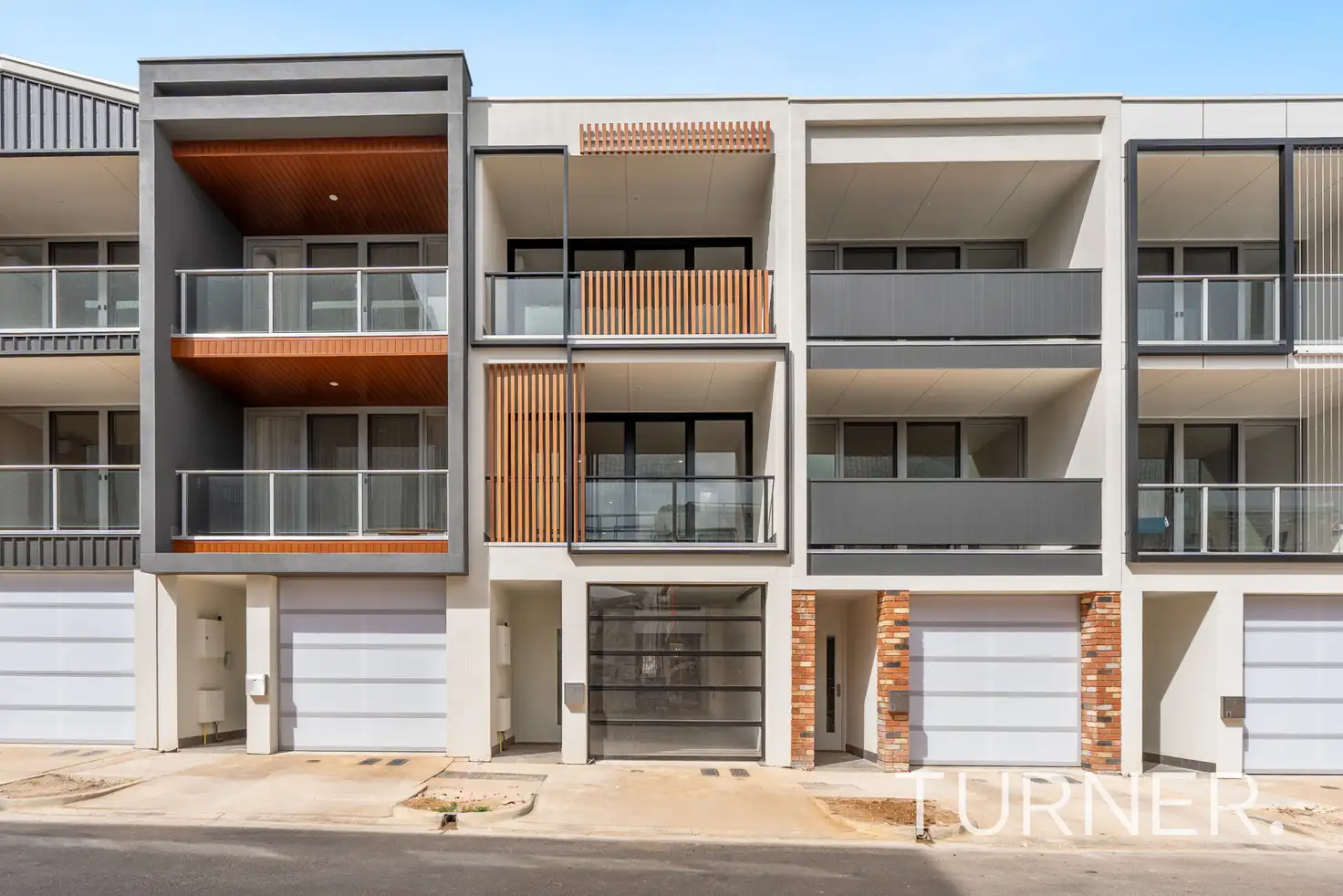 Main view of Homely townhouse listing, 10 Wayfarer Street, Tonsley SA 5042