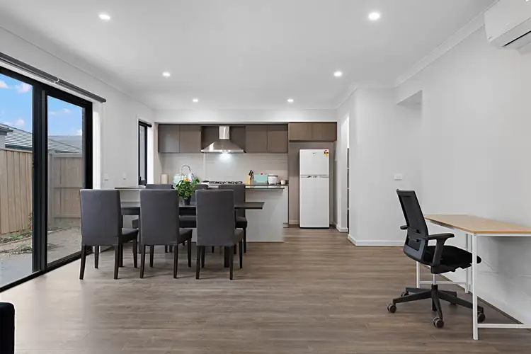 Fifth view of Homely house listing, 12 Edgemead Rise, Werribee VIC 3030
