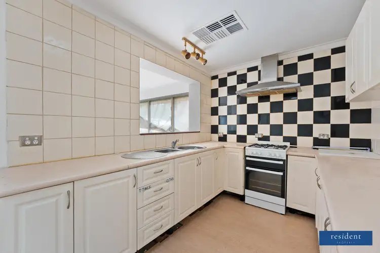 Fifth view of Homely house listing, 4 Mignon Court, Armadale WA 6112
