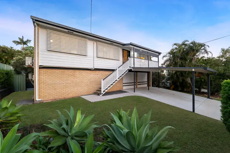 35 Dunbil Avenue, Ferny Hills QLD 4055