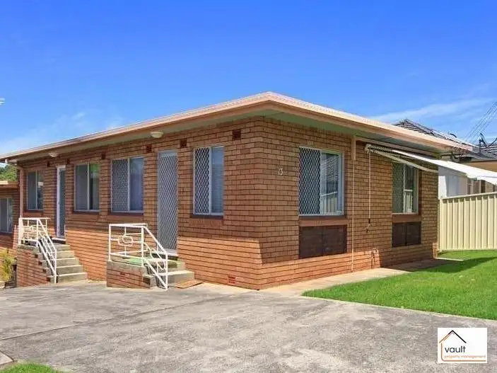 2/13 Pine Crescent, Coniston NSW 2500