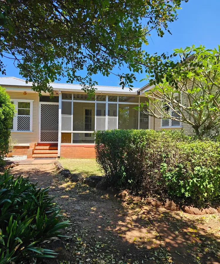 136 South Street, Centenary Heights QLD 4350