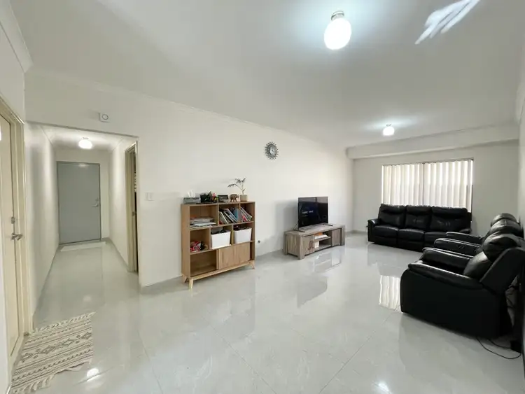 Fifth view of Homely house listing, 9/9 Pulchella Street, Wattle Grove WA 6107