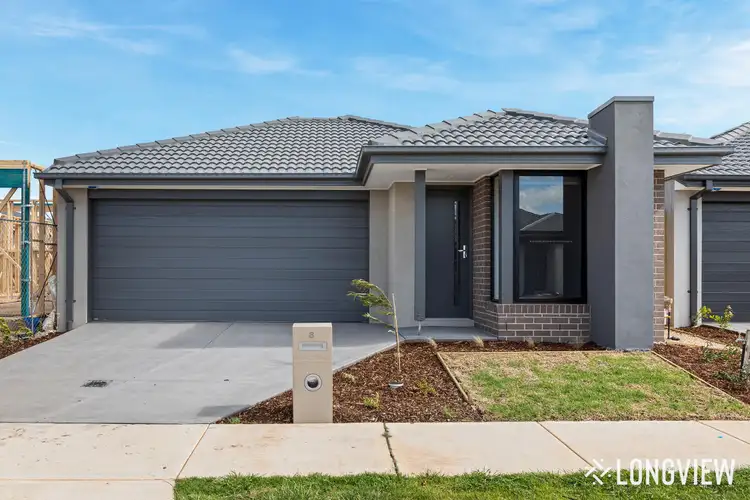 8 Tipperary Drive, Rockbank VIC 3335