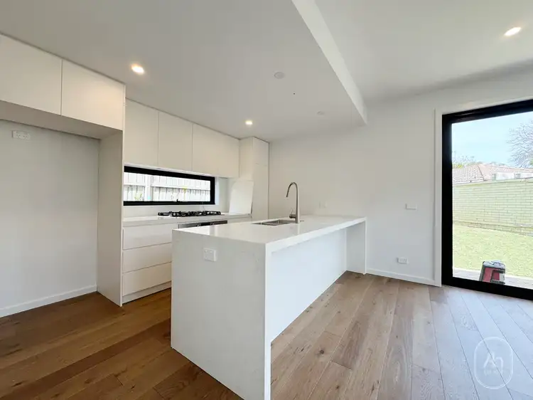 Unit 2/4 Janda Court, Box Hill North VIC 3129