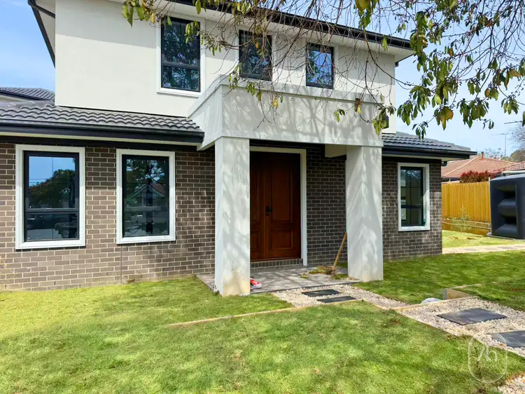 Unit 1/4 Janda Court, Box Hill North VIC 3129