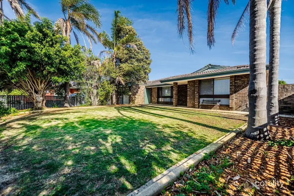 Main view of Homely house listing, 5 Tide Place, Beldon WA 6027