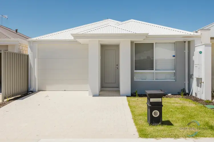 6b Gambier Gr, Eglinton WA 6034