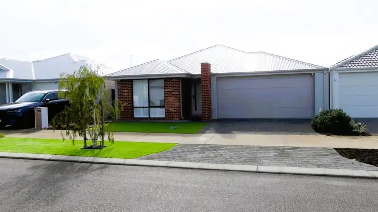 13 Sabina Road, South Guildford WA 6055