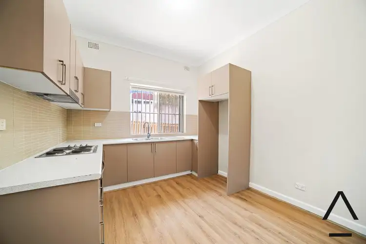 1/2 Grove St, Marrickville NSW 2204