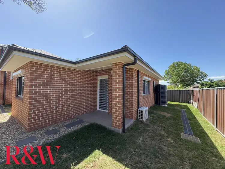 29A Wattle Avenue, Macquarie Fields NSW 2564