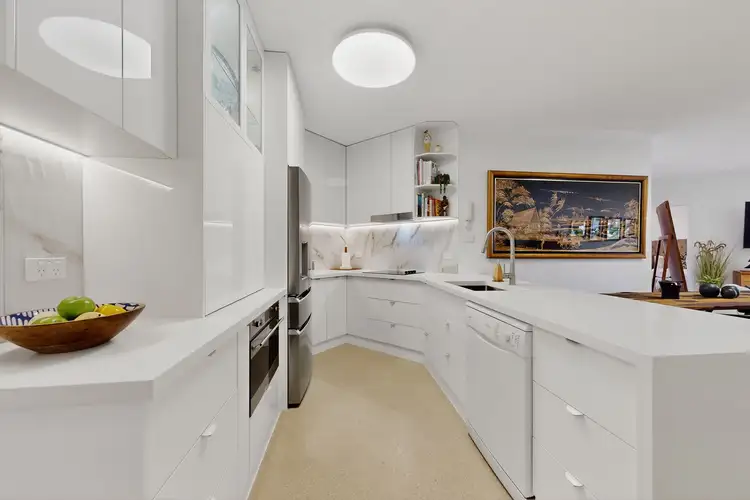 Second view of Homely unit listing, 4/10-16 Tarcoola Cres, Chevron Island QLD 4217