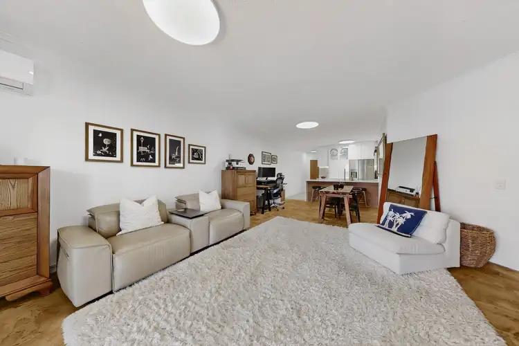 Sixth view of Homely unit listing, 4/10-16 Tarcoola Cres, Chevron Island QLD 4217