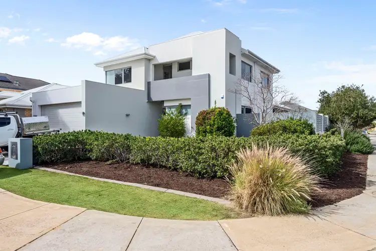Second view of Homely house listing, 19 Vaucluse Circuit, Belmont WA 6104