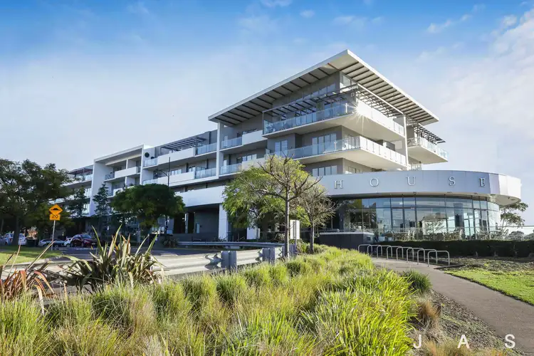 G22/55 Cumberland Drive, Maribyrnong VIC 3032