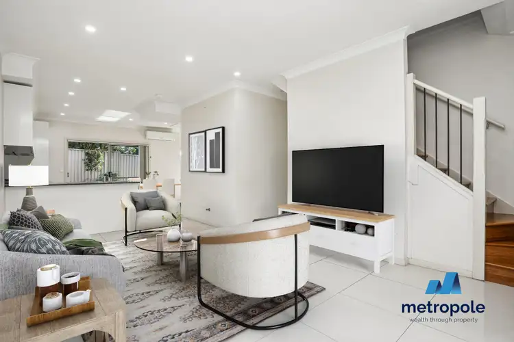 12/11 Carinya Road, Girraween NSW 2145